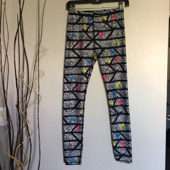 Triple Flip outfit - Picture 4 of 6